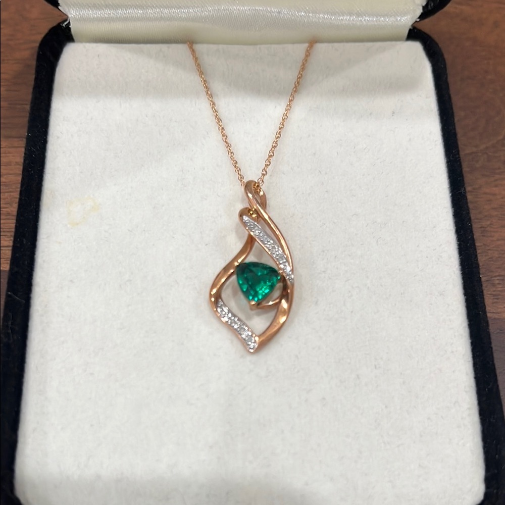 Rose Gold Necklace with Emerald Pendant